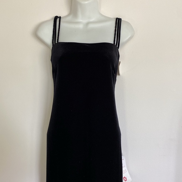 VINTAGE Black Velvet Cocktail Dress - Picture 1 of 6